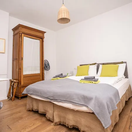 Monte Bianco מנדלו דל לאריו