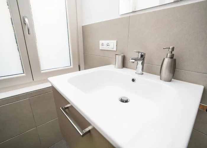 Monte Bianco Oda ve Kahvaltı 3*