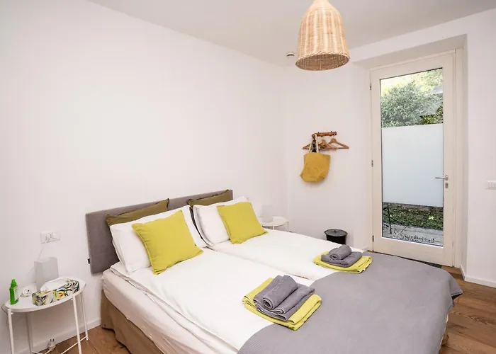 Monte Bianco 3* מנדלו דל לאריו